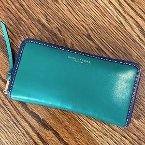 Marc Jacobs Continental Wallet